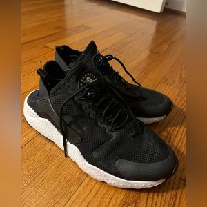 Nike huarache women’s size 9.5